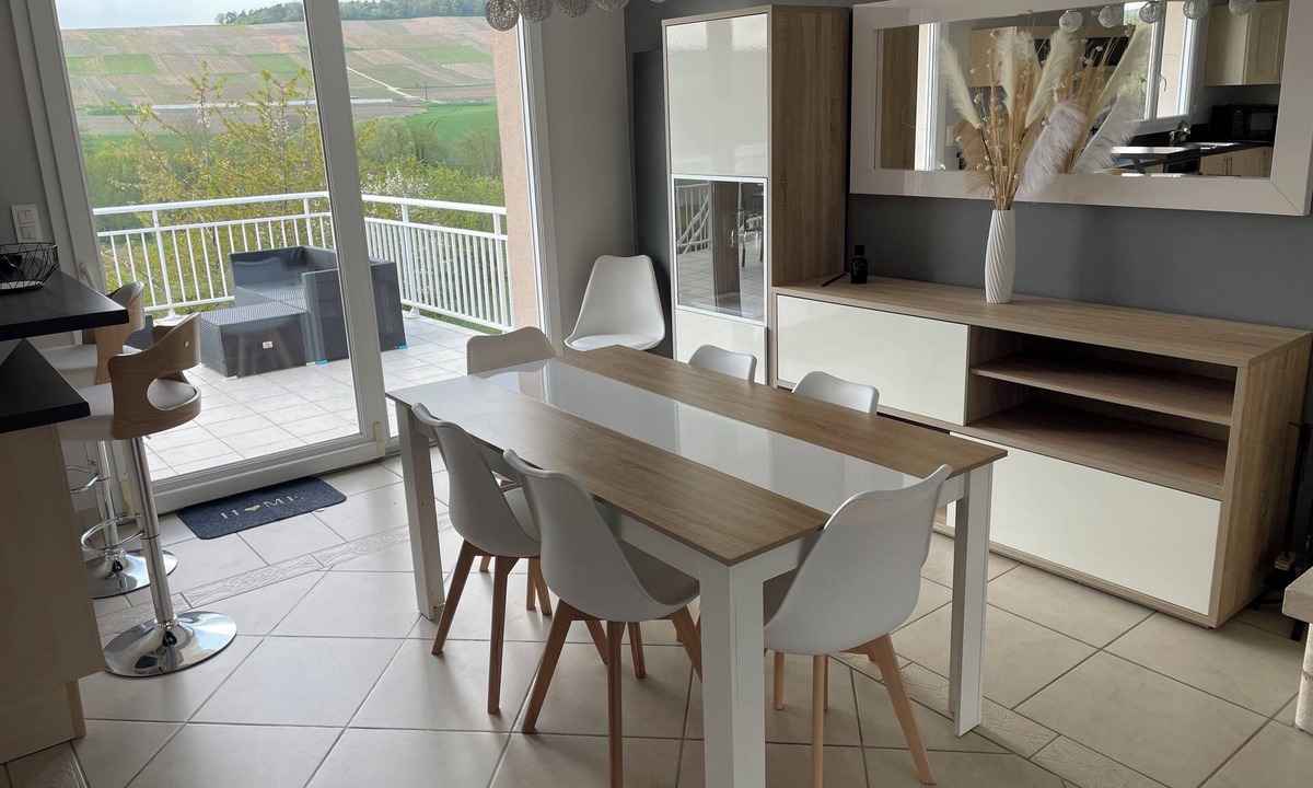 Baslieux-sous-Chatillon House | Maison D'hôtes