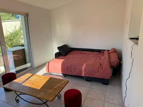 Chatuzange-le-Goubet House | Maison