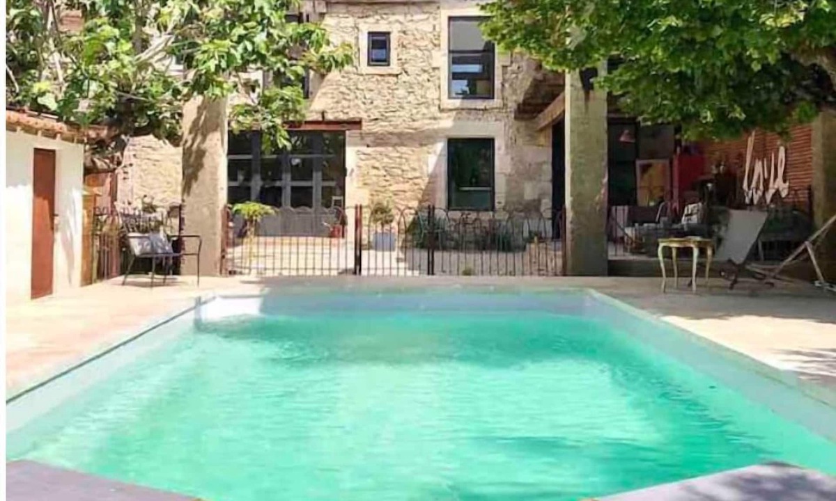 Jonquieres-Saint-Vincent House | Maison de Charme Avec Piscine