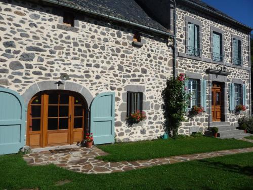 Neussargues en Pinatelle House | Maison