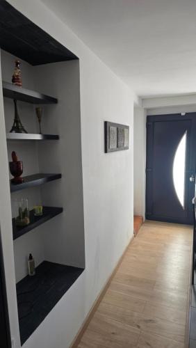 Oucques House | Maison