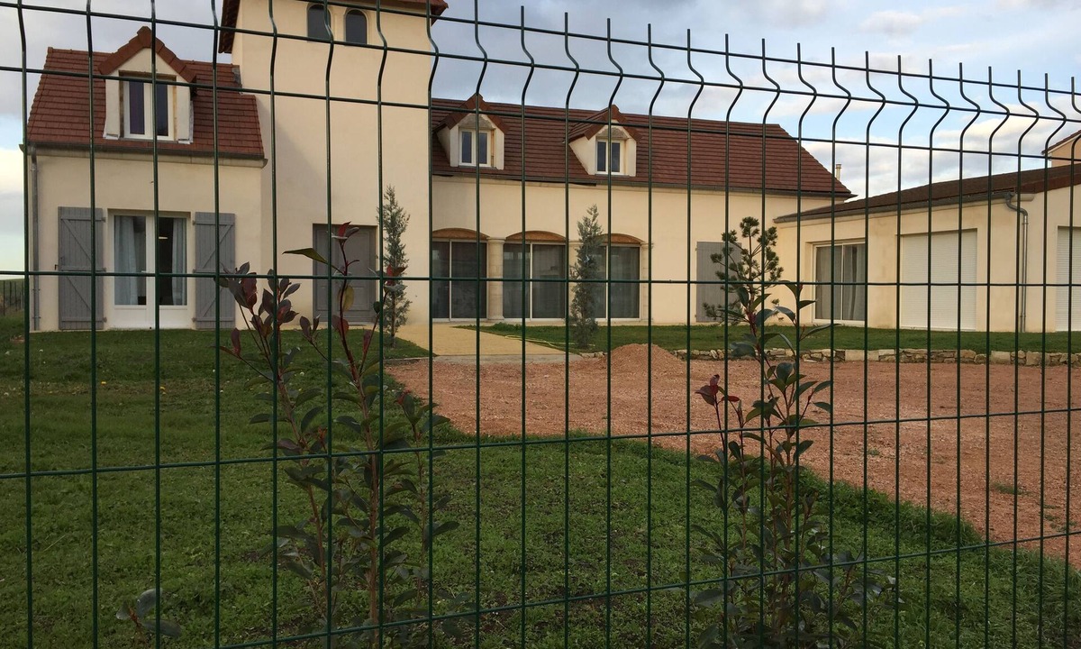 Saint-Clement-de-Regnat House | Maison Proximite Vichy