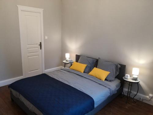 Saint-Hilaire-du-Harcouet Bed & Breakfast | Maison La Motte with bicycle parking