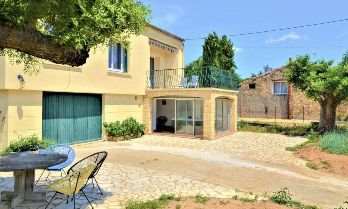 Saint-Laurent-La-Vernede House | Maison de Vacances Avec Jacuzzi