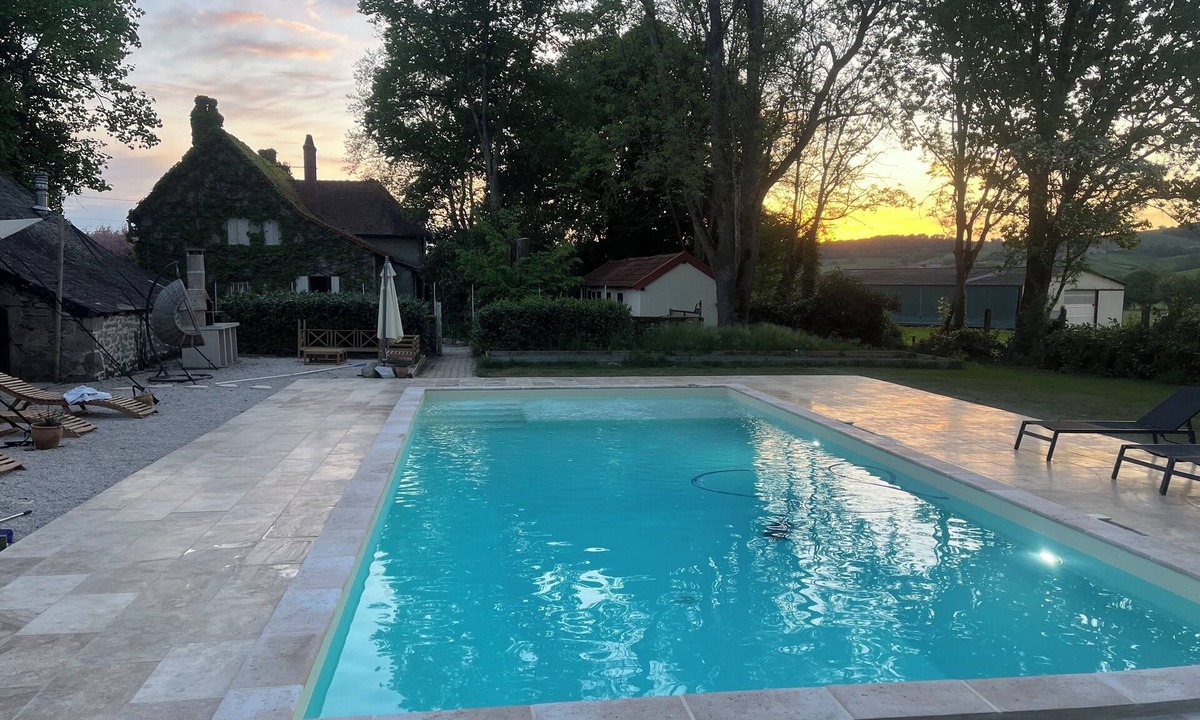 Saint-Nizier-sur-Arroux Villa | Maison & Pool in the Bourgogne