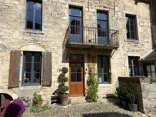 Flavigny-sur-Ozerain Bed & Breakfast | Maison Galimard