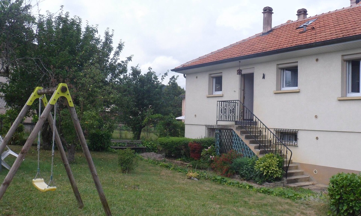 Echenoz-la-Meline House | Maison gite complète à Vesoul