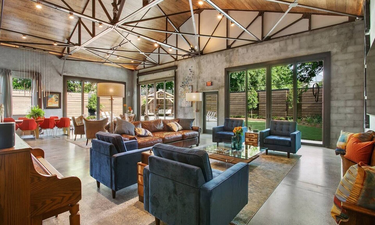Faubourg Marigny Bed & Breakfast | Maison Grace | Luxurious Redesign with Pool Near French Quarter
