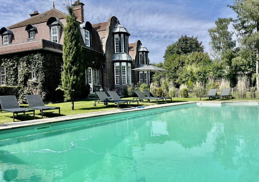 Saint-Lazare-Les Avenues Bed & Breakfast | Maison Heronnière