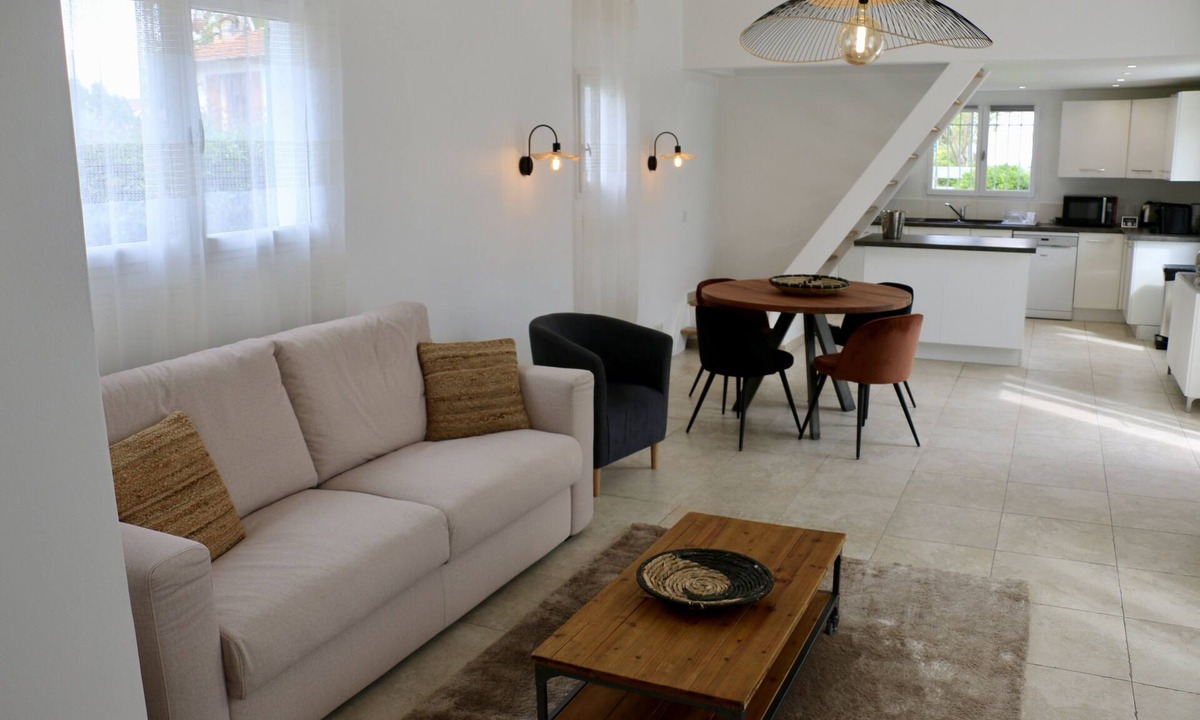 Mandelieu-la-Napoule Beach Villa | Maison Idéale à 3min de la Plage