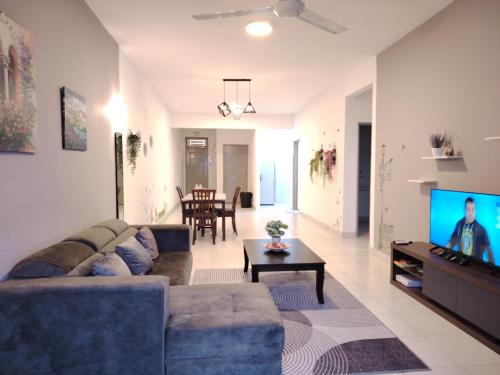 Taman Desa Tebrau Apartment | Maison Inn