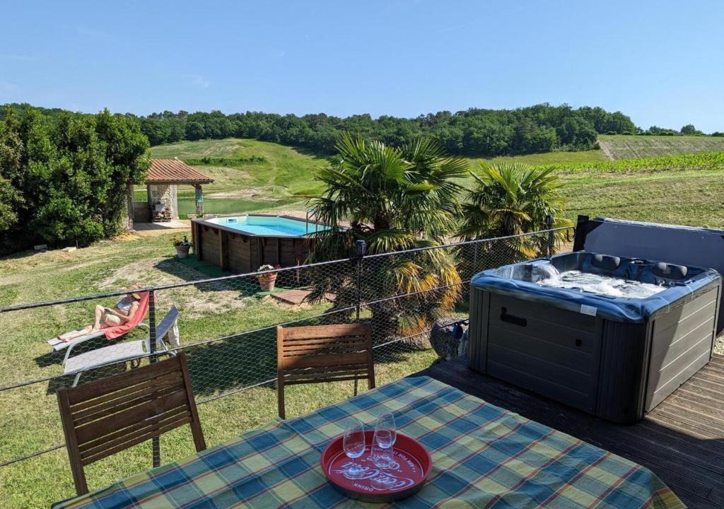 Montignac-le-Coq House | Maison isolée avec piscine privée et spa, Charente - FR-1-653-4