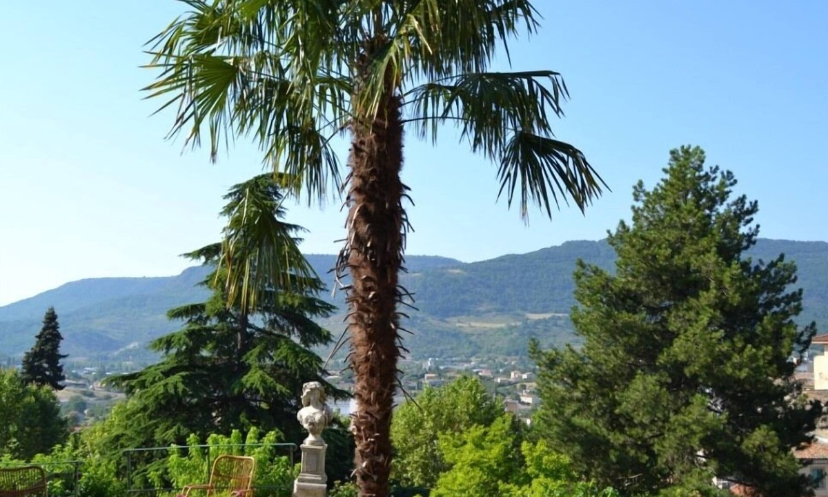 Privas Bed & Breakfast | Maison Jaffran, Suite en Ville