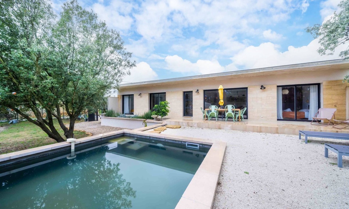 Vers-Pont-du-Gard House | Maison Jeannot - Climatisée avec piscine