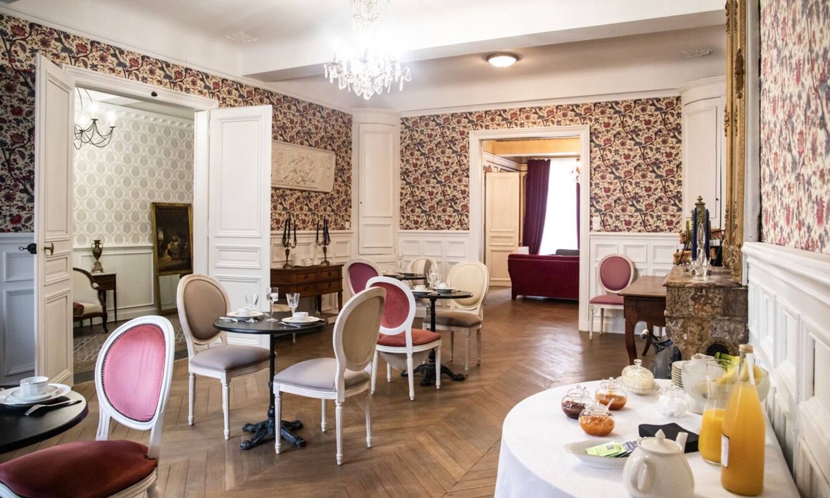 Ligny-en-Barrois Bed & Breakfast | Maison La Louise - Bed and breakfast in a private mansion