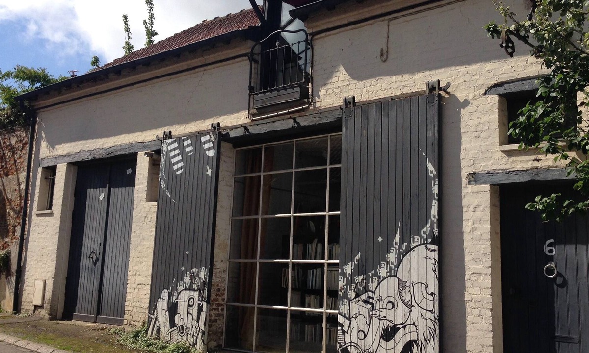Montreuil-sur-Mer House | Maison labedelo in the beautiful
