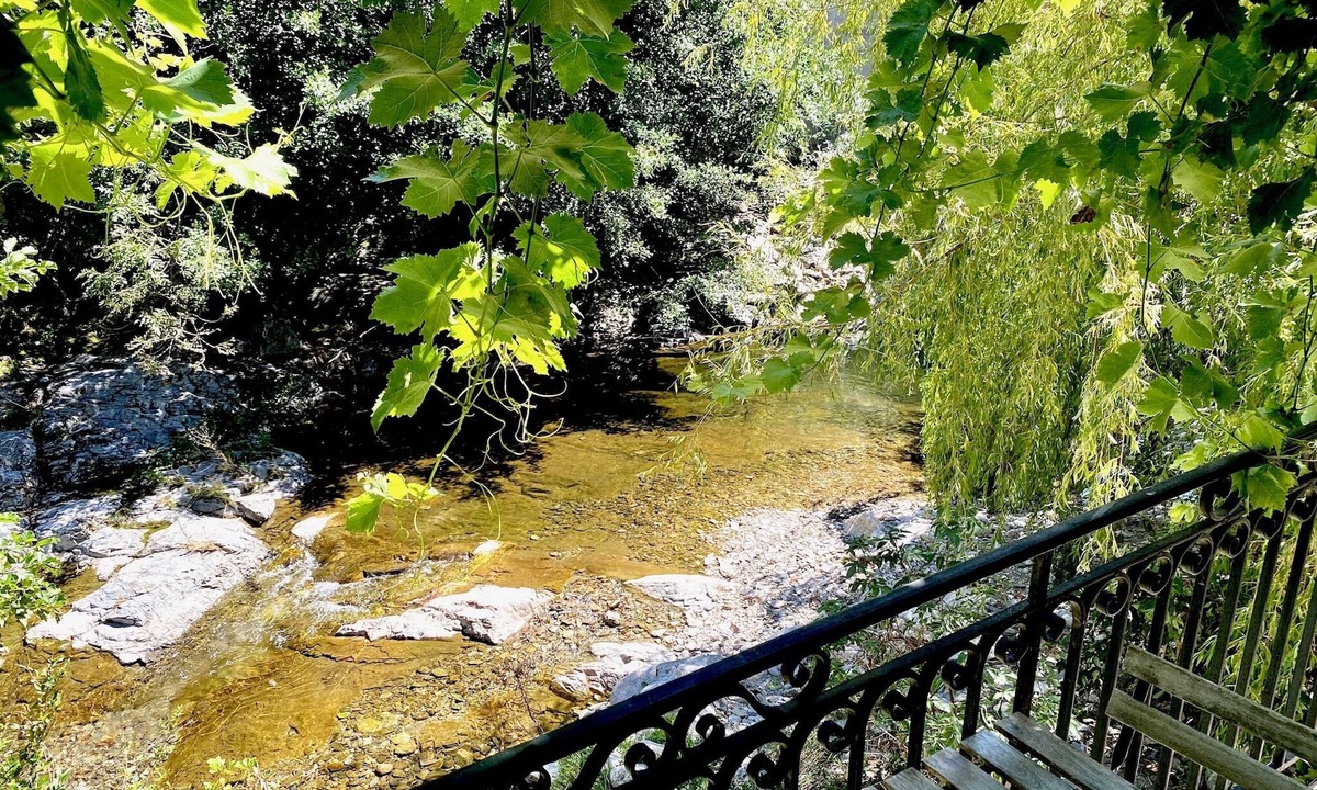 Villefort House | Maison les Pieds Dans L'eau