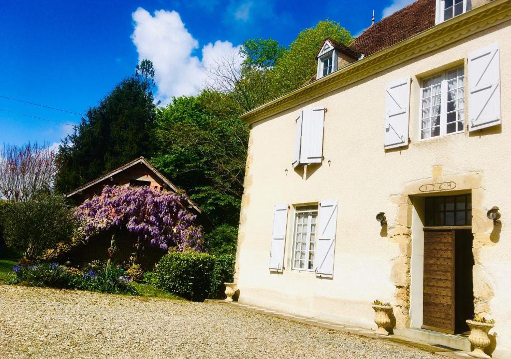 Fichous-Riumayou Bed & Breakfast | Maison Lomprère