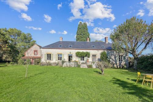 Beauchamps-sur-Huillard House | Maison Mahaut