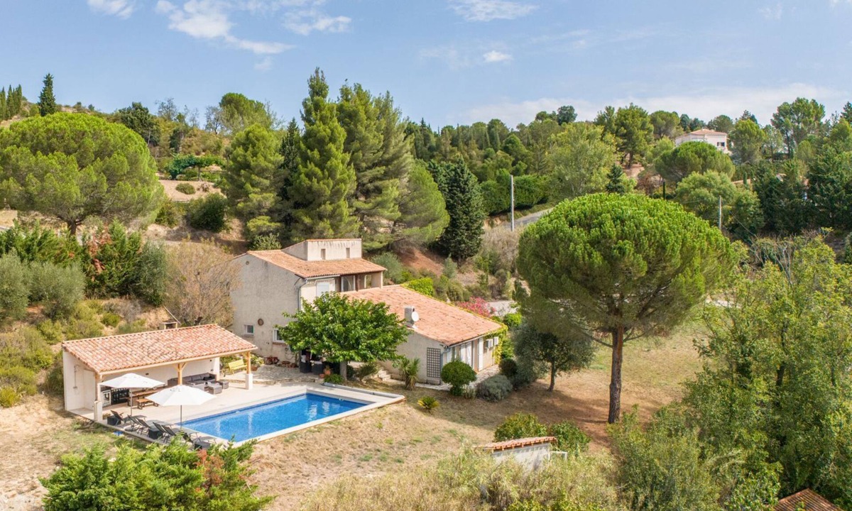 Limoux Villa | Maison Marguerite - Five Bedroom Villa, Sleeps 10