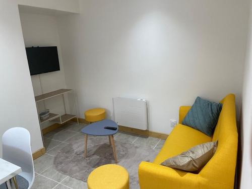 Javrezac House | Maison mitoyenne proche Cognac