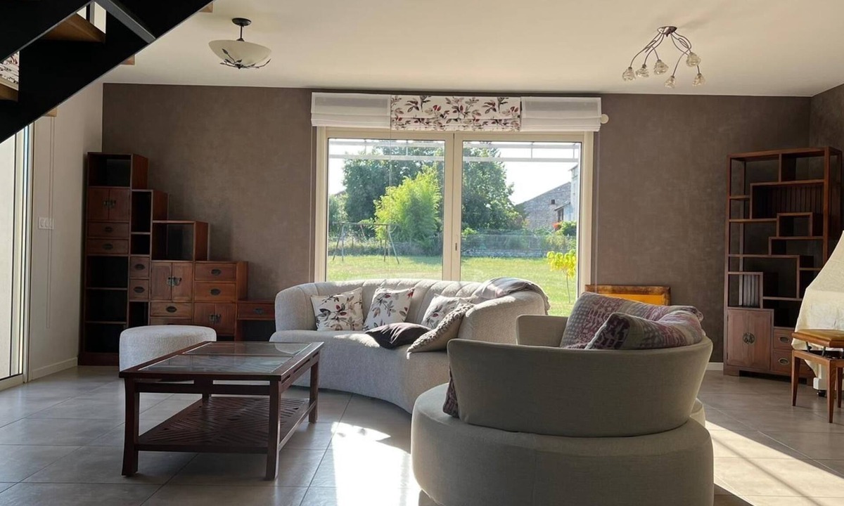 Caillac House | Maison Moderne Piscine Chauffée