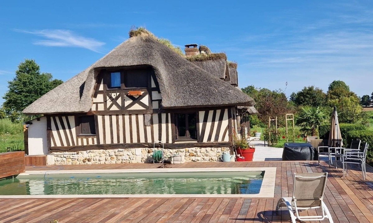 Saint-Pierre-du-Val House | Maison Normande Avec Piscine