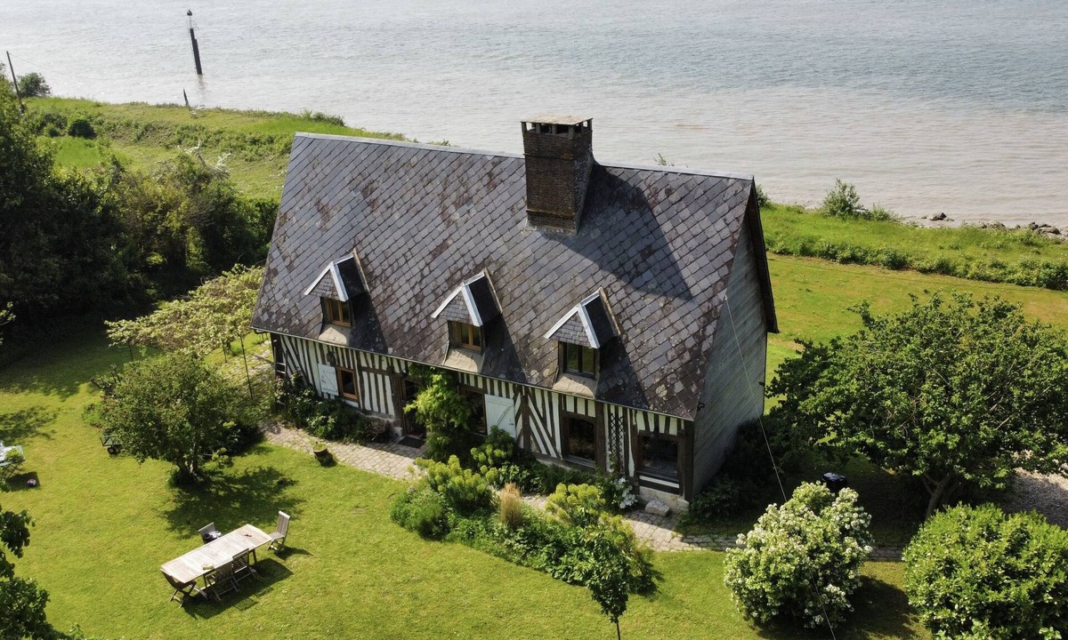 Vatteville La Rue House | Maison Normande Dans un Cadre Exceptionnel