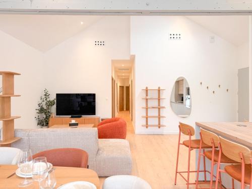 Talant Villa | Maison Nova