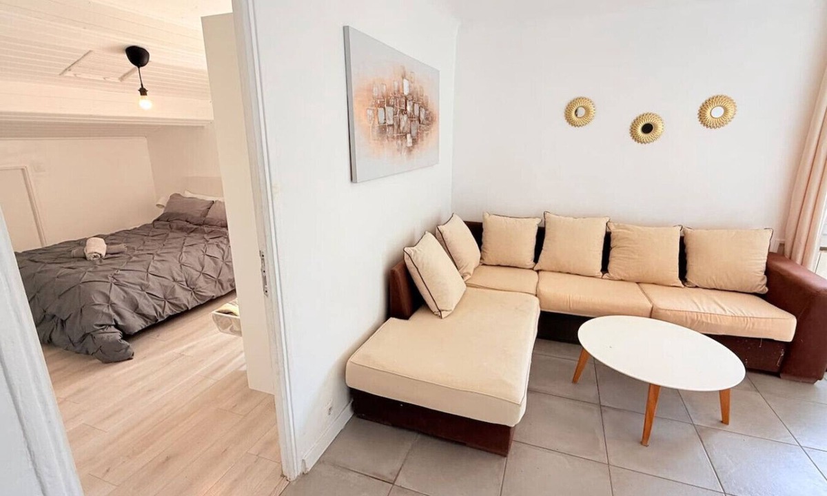 Estanove House | Maison Ovalie – Confort & Sérénité