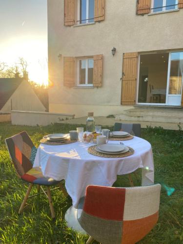 Cregy-les-Meaux Villa | Maison Paisible à 15 min de Disneyland !