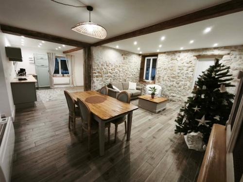 Beuvrequen House | Maison pierres et poutres d'opale
