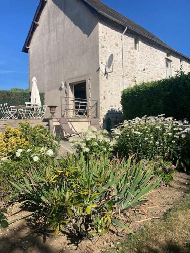 Chamberet House | Maison place champs de foire 6 pers 3 chambres jardin terrasse
