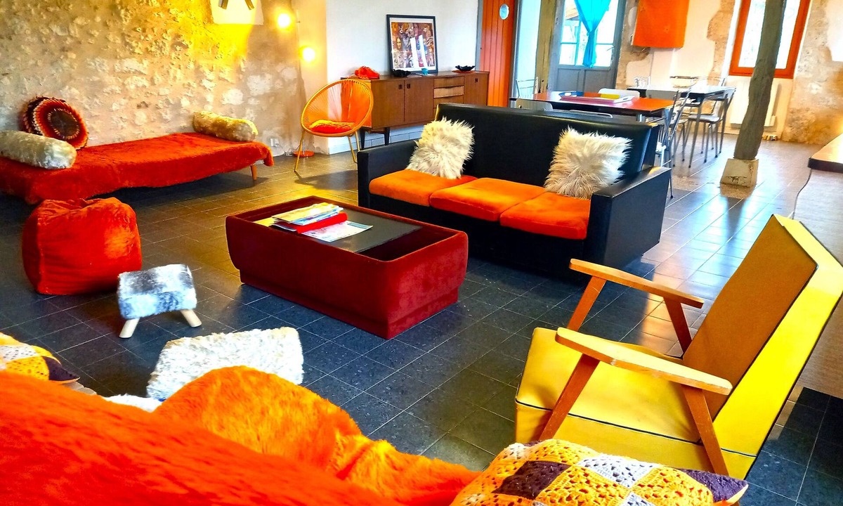 Sarrant House | Maison Pop-70's-spot Nature-b&b