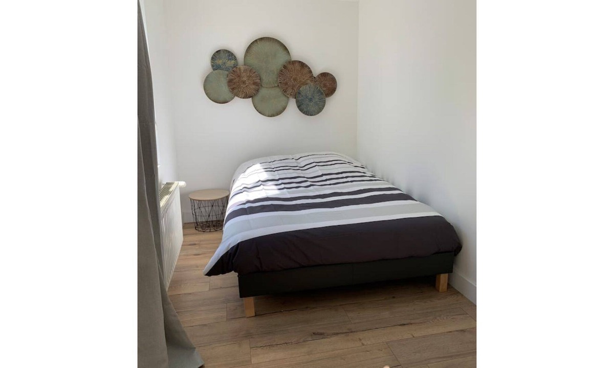 Troyes House | Maison Porte du Bouchon: Private Jacuzzi SPA!