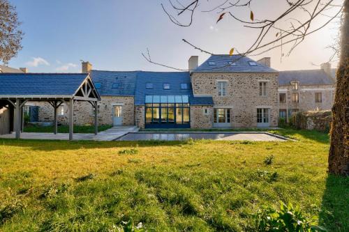 Tremereuc House | Maison pour 12 avec grand jardin et piscine