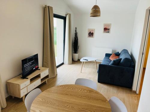 Alixan House | Maison proche de la Gare TGV