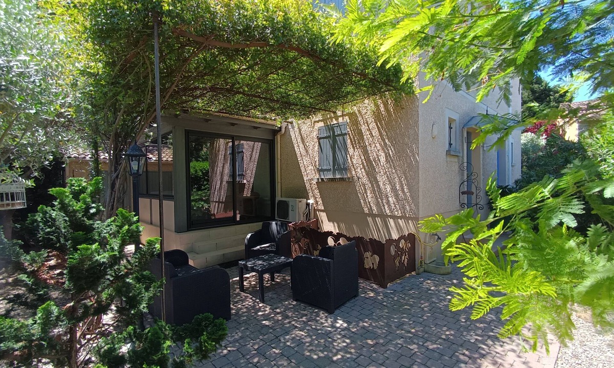 Loriol-du-Comtat House | Maison Provençale Avec Piscine