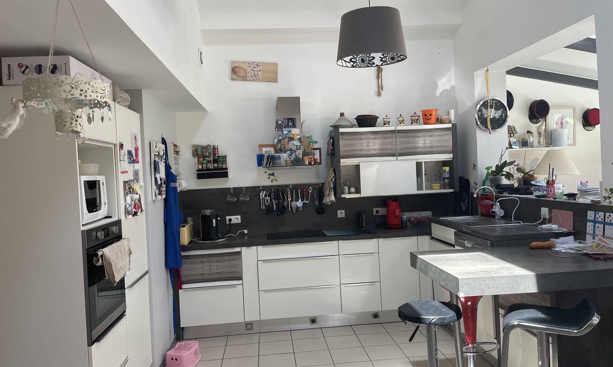 Port District House | Maison Récente a 150 Mètres de la Plage