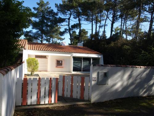 Saint-Jean-de-Monts House | Maison rénovée, proche forêt et plage - FR-1-323-371