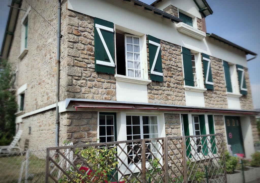 Treignac Apartment | Maison Raffinee