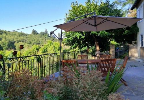 Segur-le-Chateau House | Maison Rocher