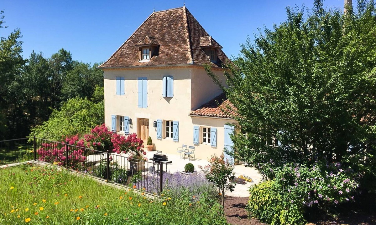 Roques Villa | Maison Roques - Six Bedroom Villa, Sleeps 12