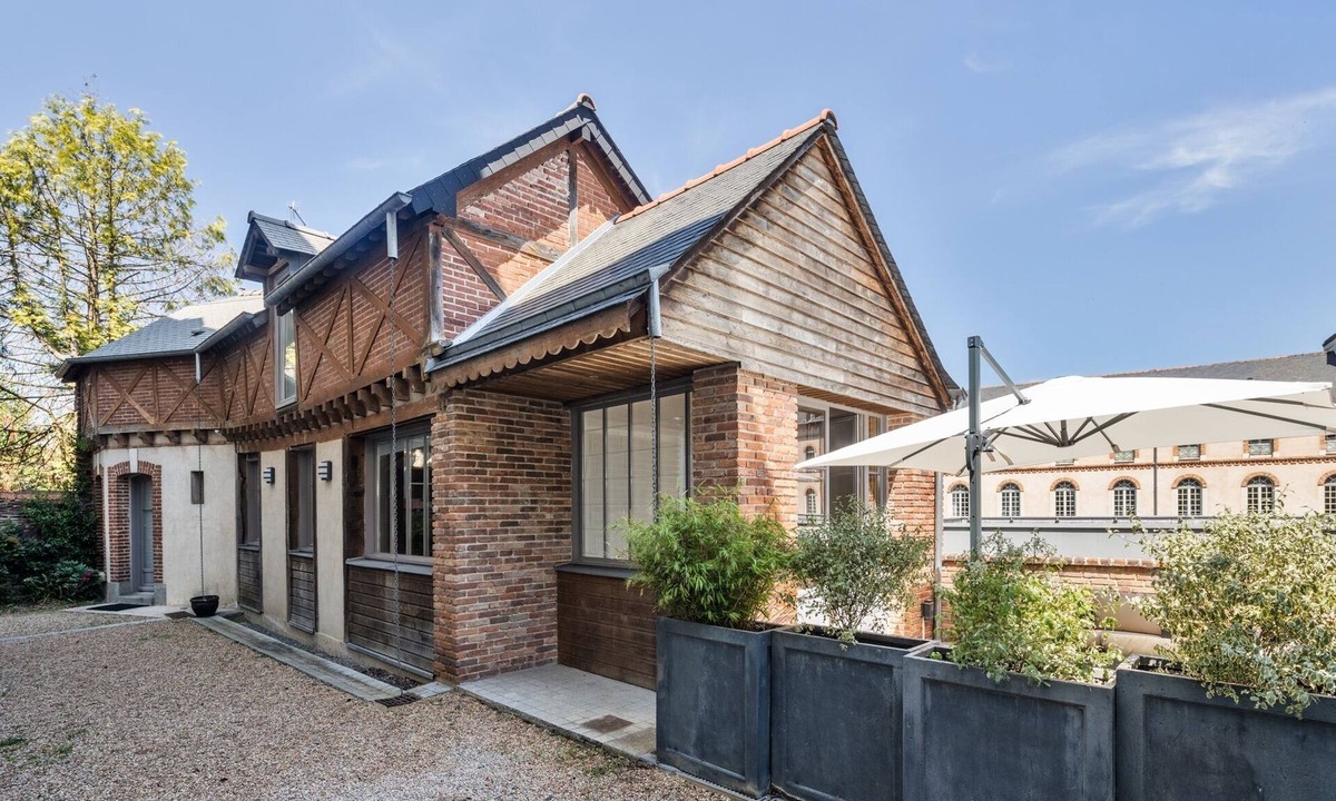 Fougeres - Sevigne House | Maison Sévigné - Le calme du Thabor et la proximité du centre ville