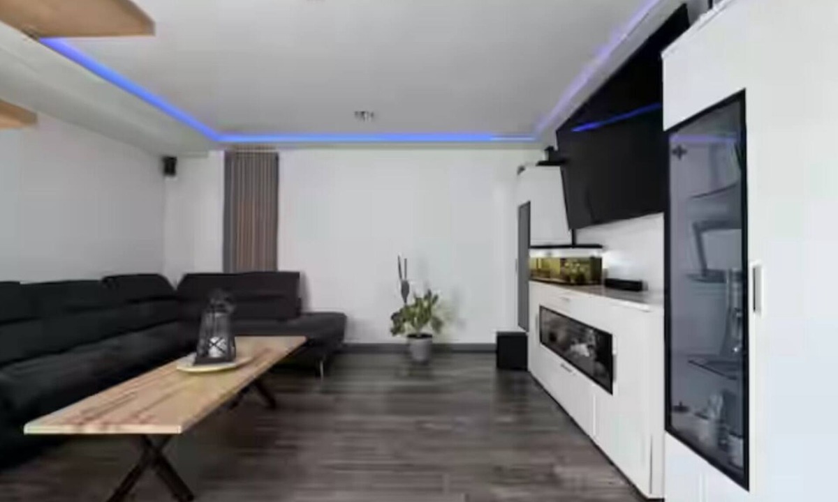 Saint-Mars-d'Outille House | Maison saint mars d'uotille