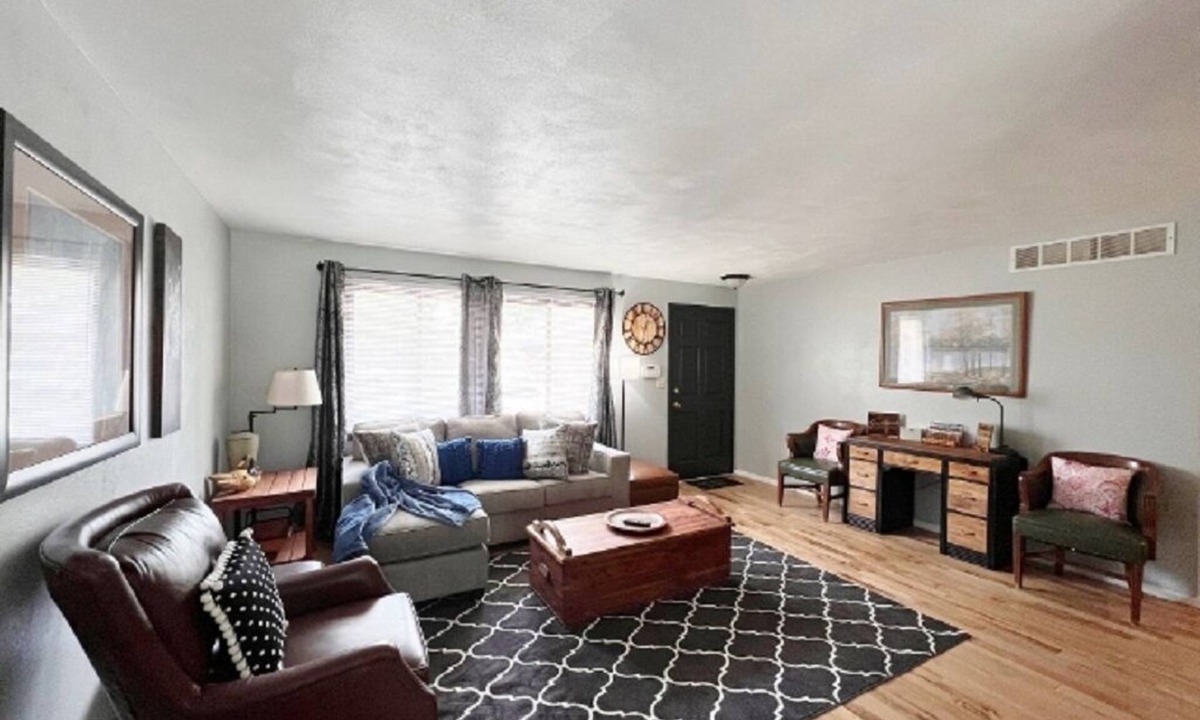 Peoria House | Maison Serene of Peace 02 - gorgeous, charming, quiet, clean and adorable