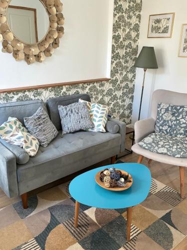 Montigny-sur-Loing Apartment | Maison Shana