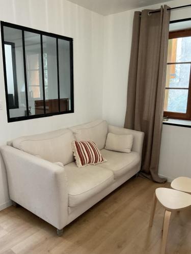 Florac House | Maison St Louis