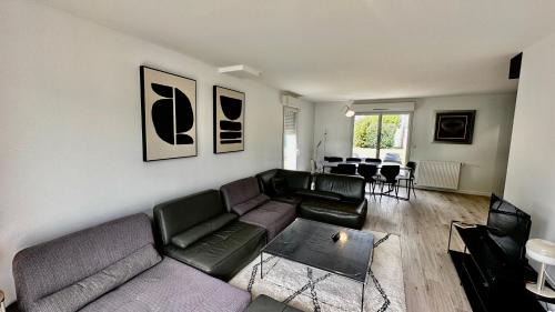 Justices House | Maison Style & Espace à Angers
