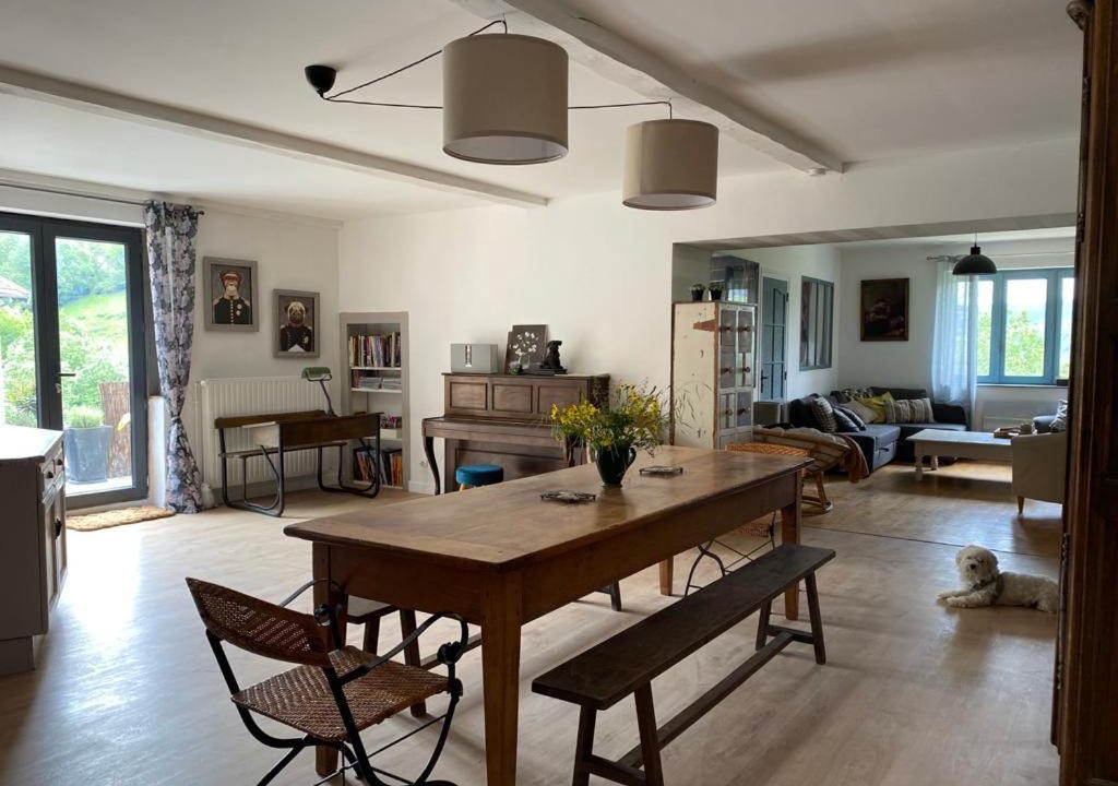 Courzieu House | Maison sur cour et véranda